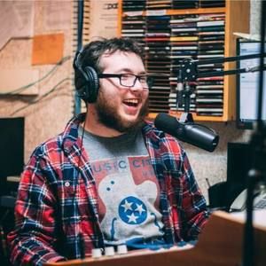 Meet your Posher, Max